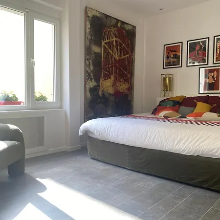 Apartment Champs Elysees Paris